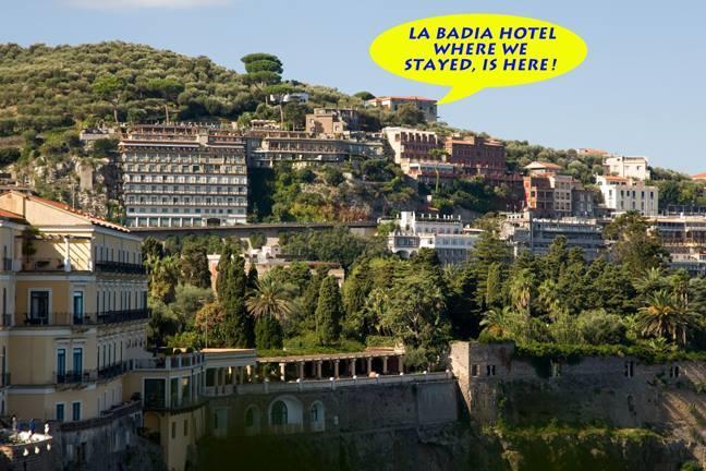 Hotel La Badia Sorrento Bagian luar foto